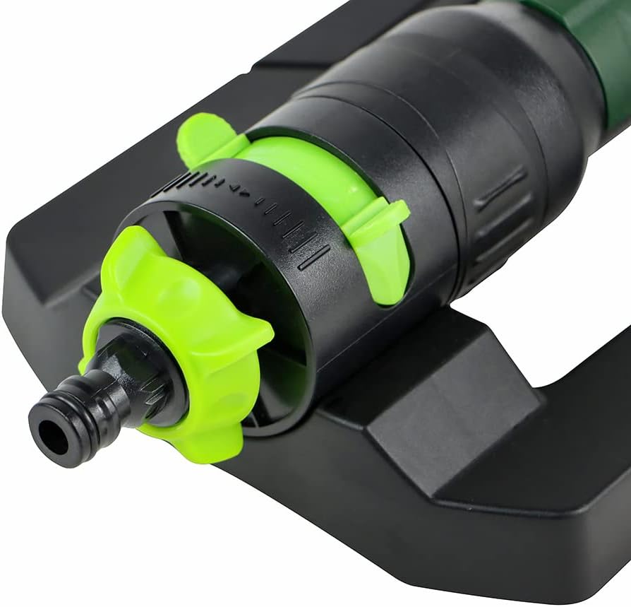 Lawn Sprinkler With Adjustable Spread